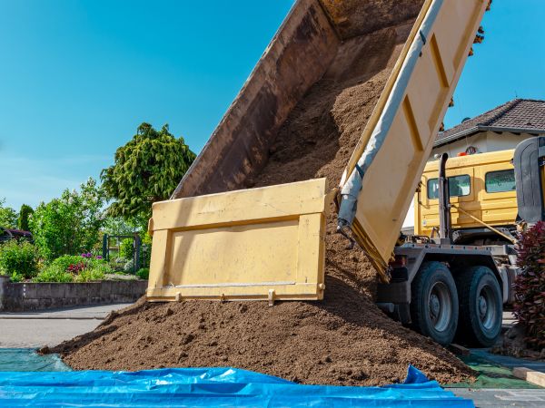 Landscaping Soil Delivery in Ventura