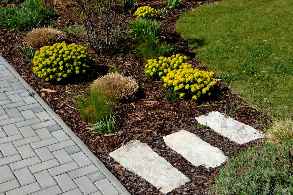 Garden Mulch Installation in Ventura
