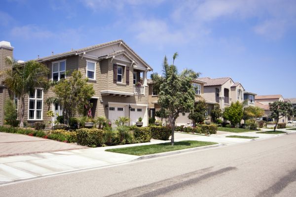 Neighborhood Landscaping in Ventura