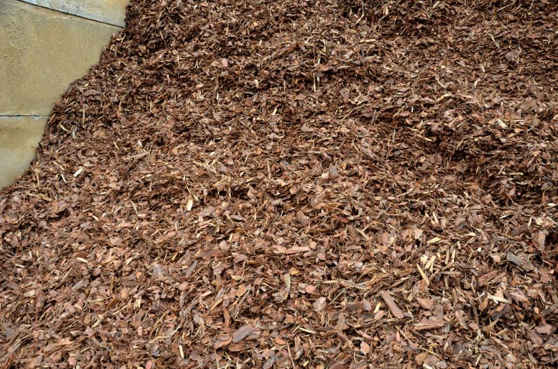 Shredded Mulch Installation